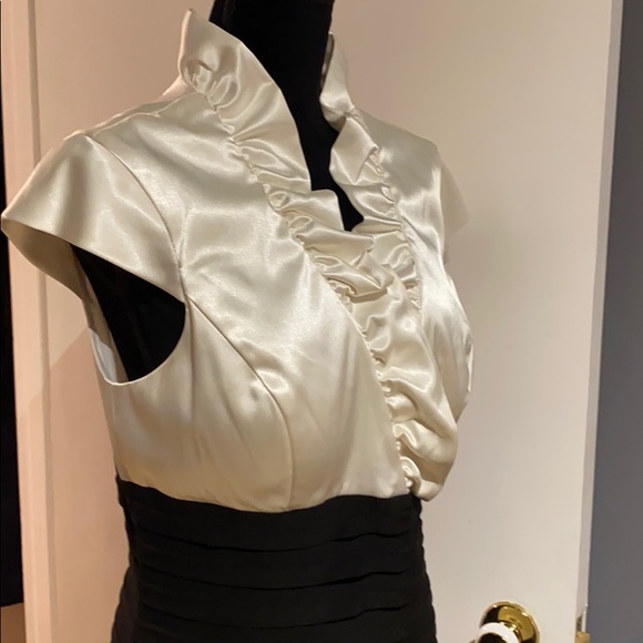 🍒 Cream & Black Dress!!! - Picture 6 of 12